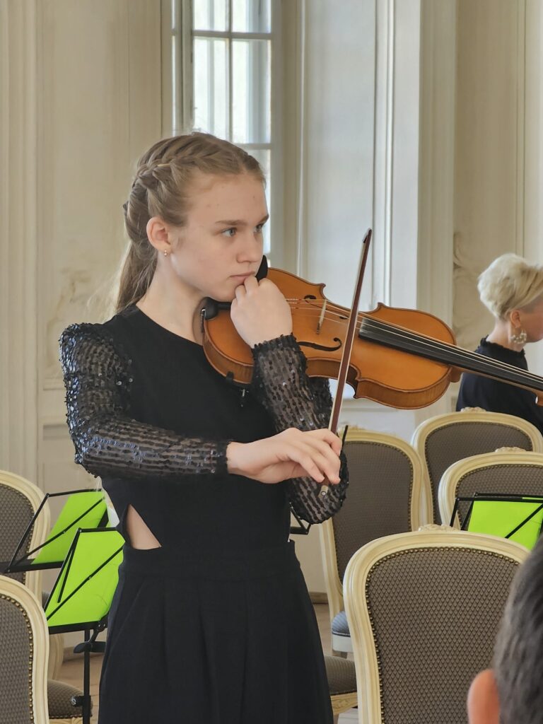 Autors: www.bauskasdzive.lv