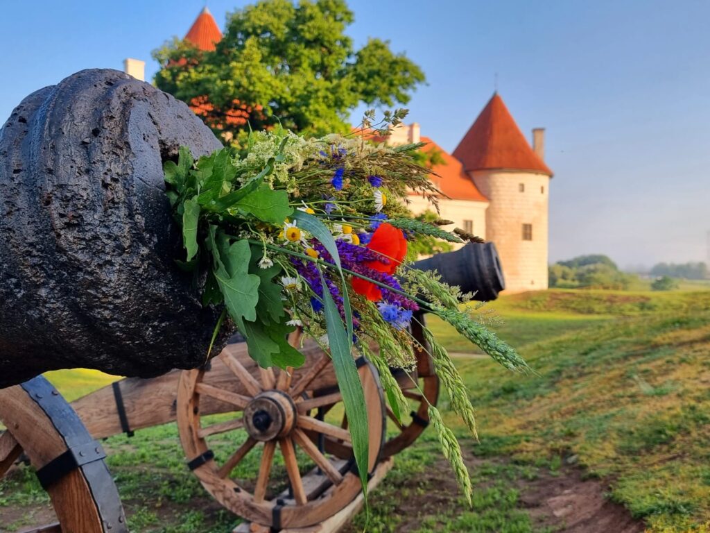 Autors: www.bauskasdzive.lv