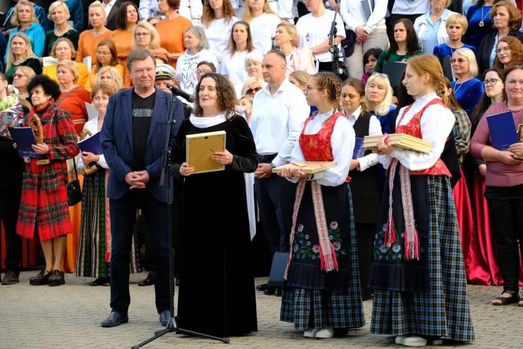 Aluksniesiem.lv raksta attēla aizvietotājs