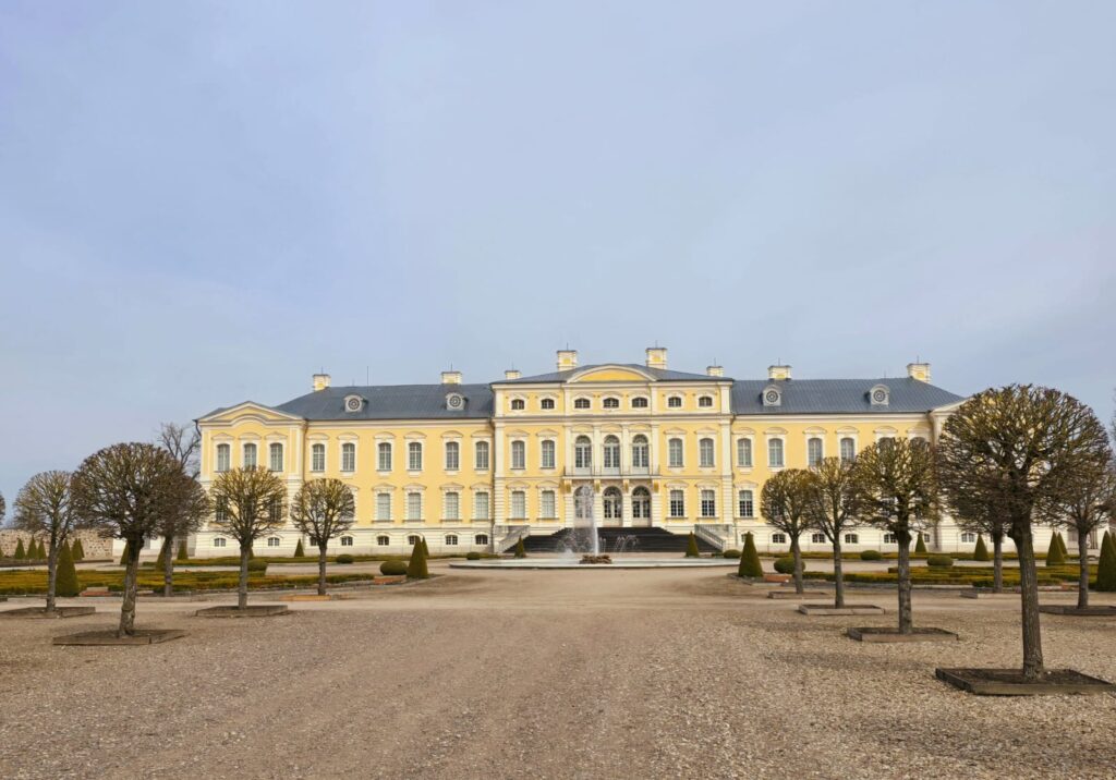 Autors: www.bauskasdzive.lv