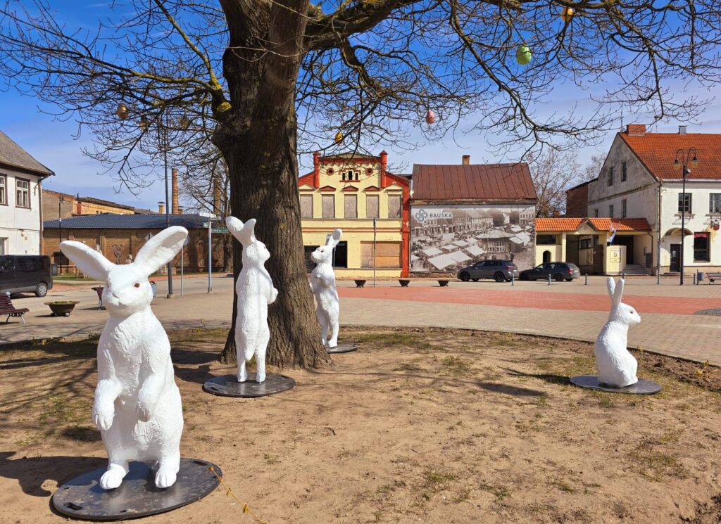 Autors: www.bauskasdzive.lv