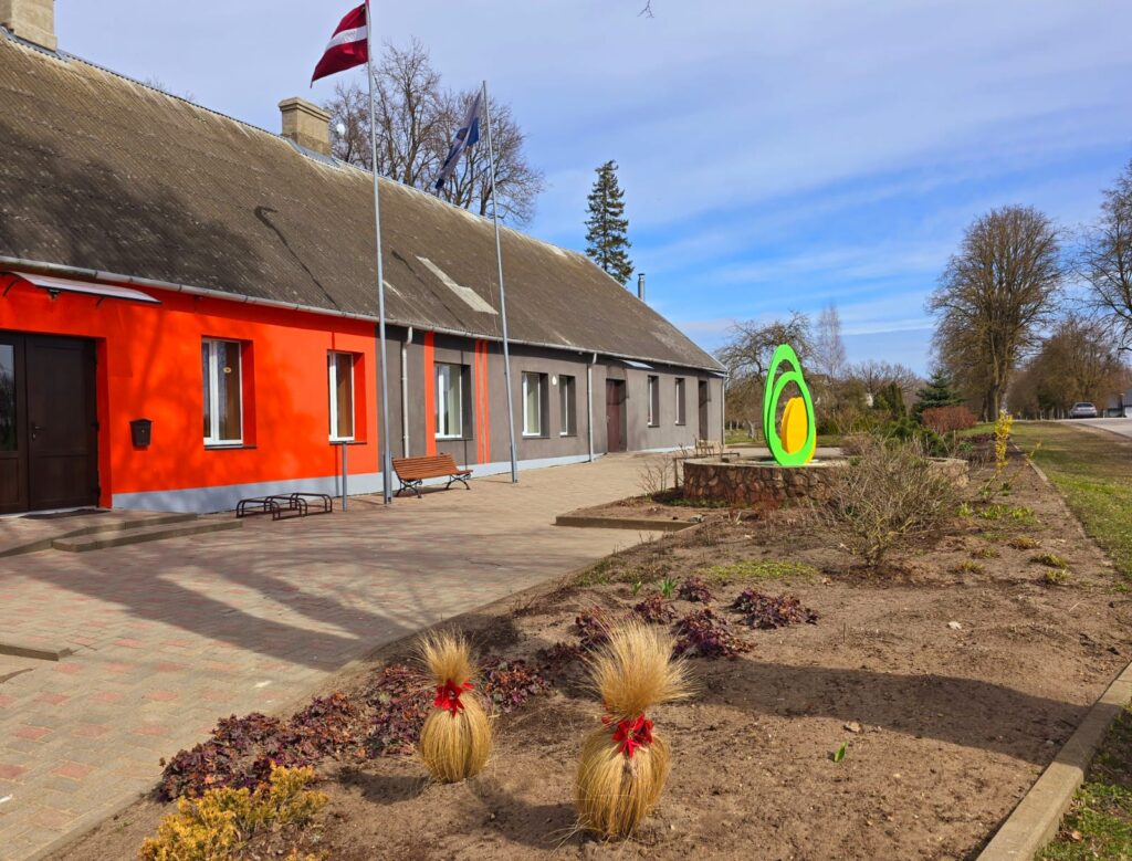 Autors: www.bauskasdzive.lv