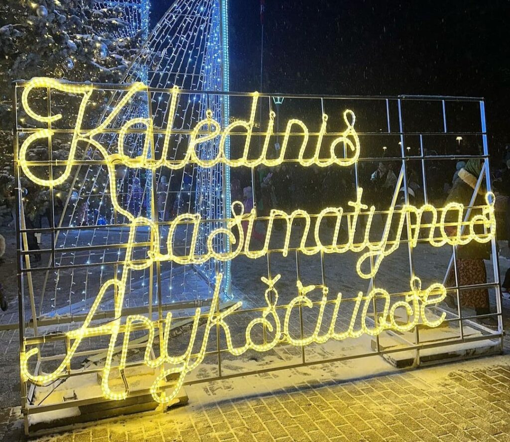 Autors: Anīkšču kultūras centrs