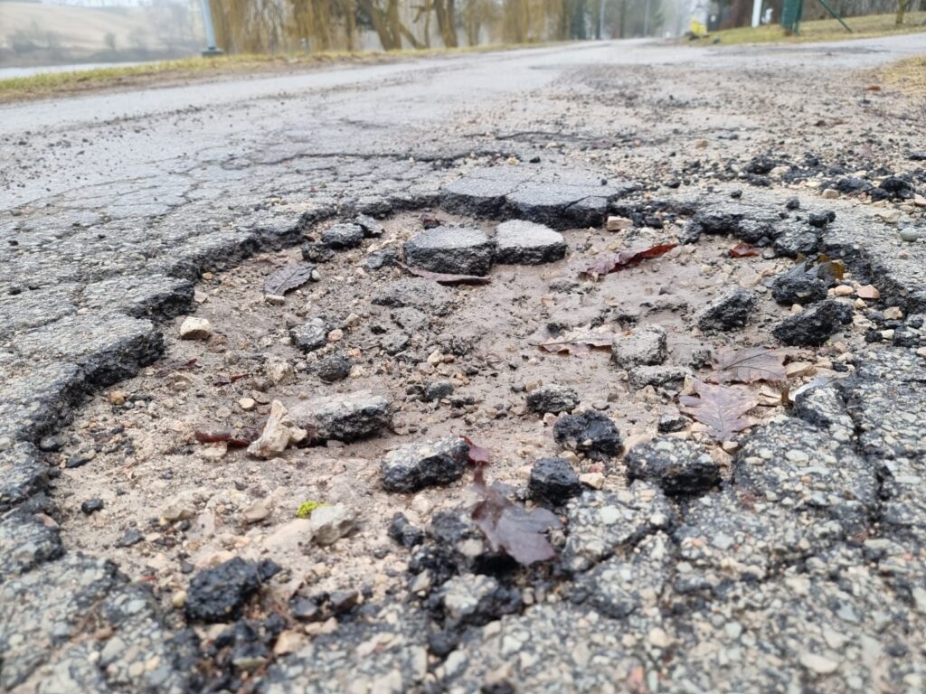 Autors: www.bauskasdzive.lv