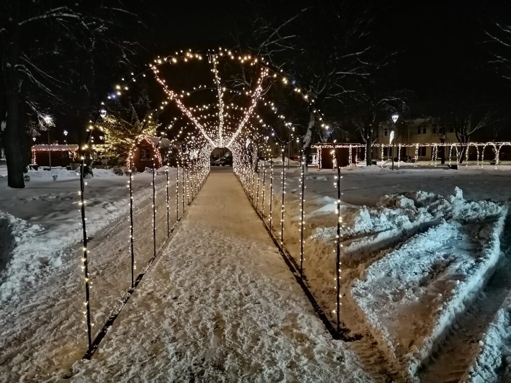 Ziemassvētku egles iedegšana Biržos.
Autors: Biržu rajona pašvaldība