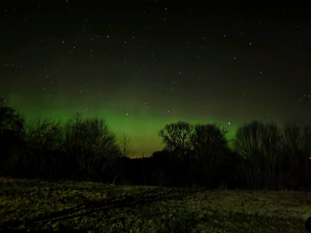 Ziemeļblāzma notverta Bauskas novada Pilsrundālē.
Autors: Dmitrijs Čabaņenko