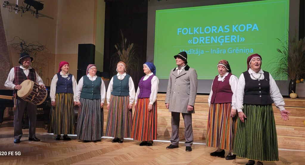 Autors: Vecumnieku tautas nams