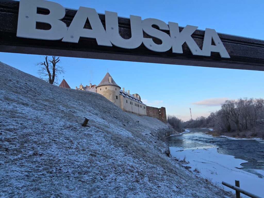 Autors: www.bauskasdzive.lv