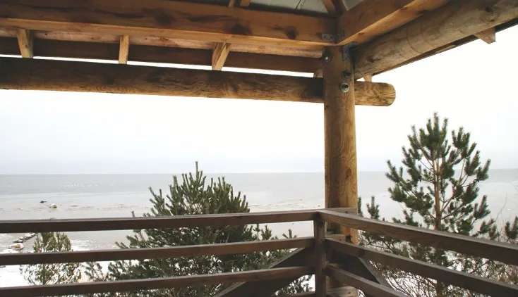 TORNIS ar skatu uz Rīgas jūras līci.
Autors: Airika Balode