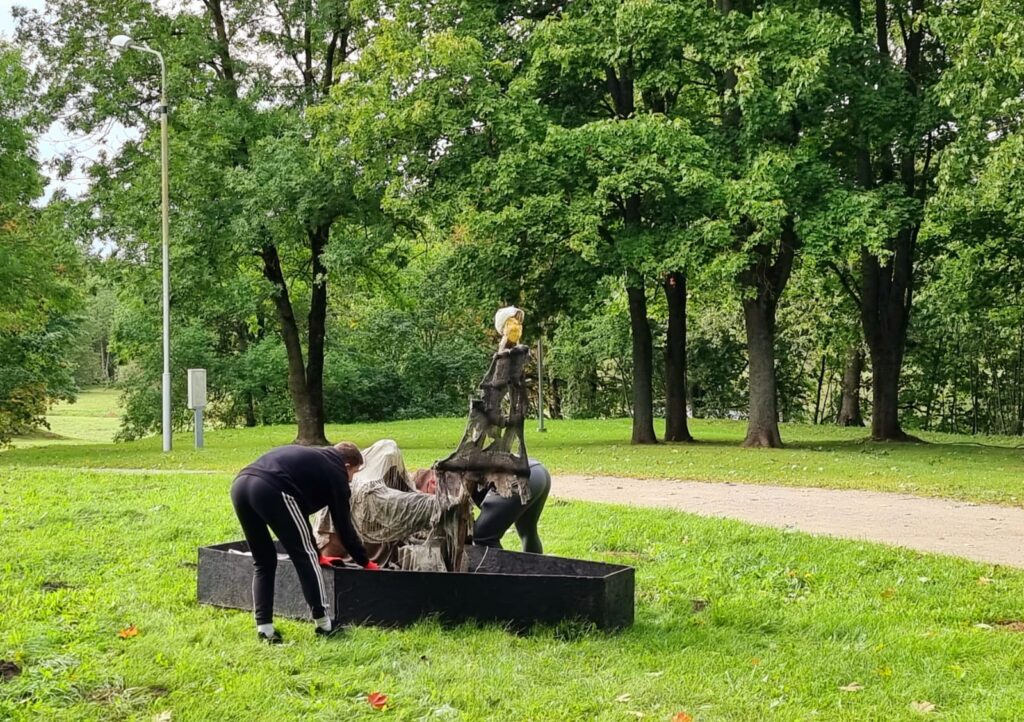 Autors: www.bauskasdzive.lv