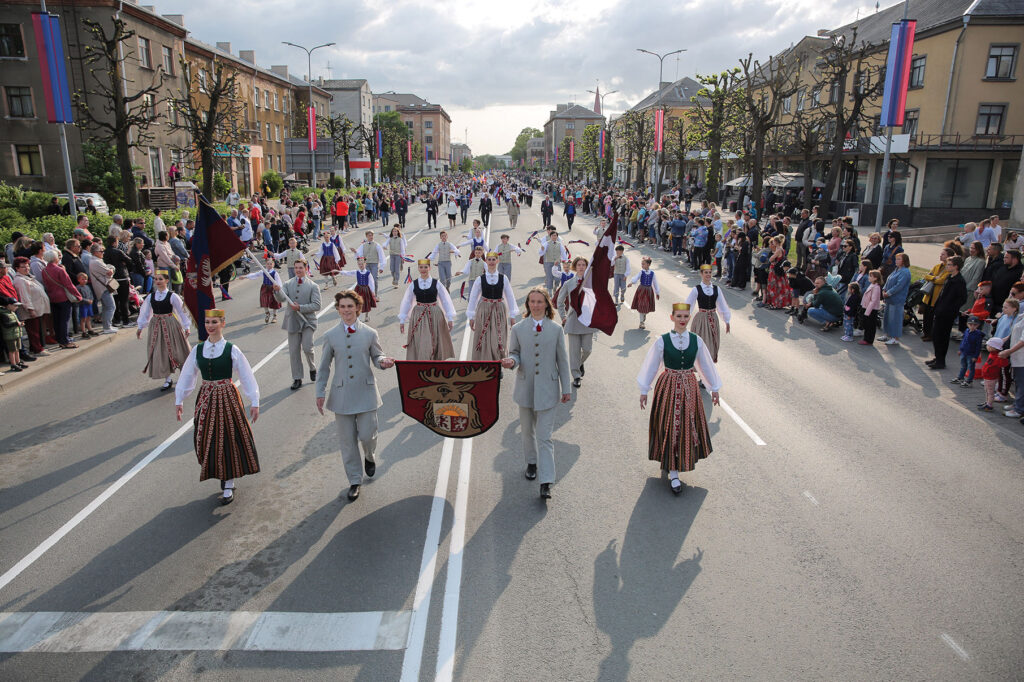 Aluksniesiem.lv raksta attēla aizvietotājs