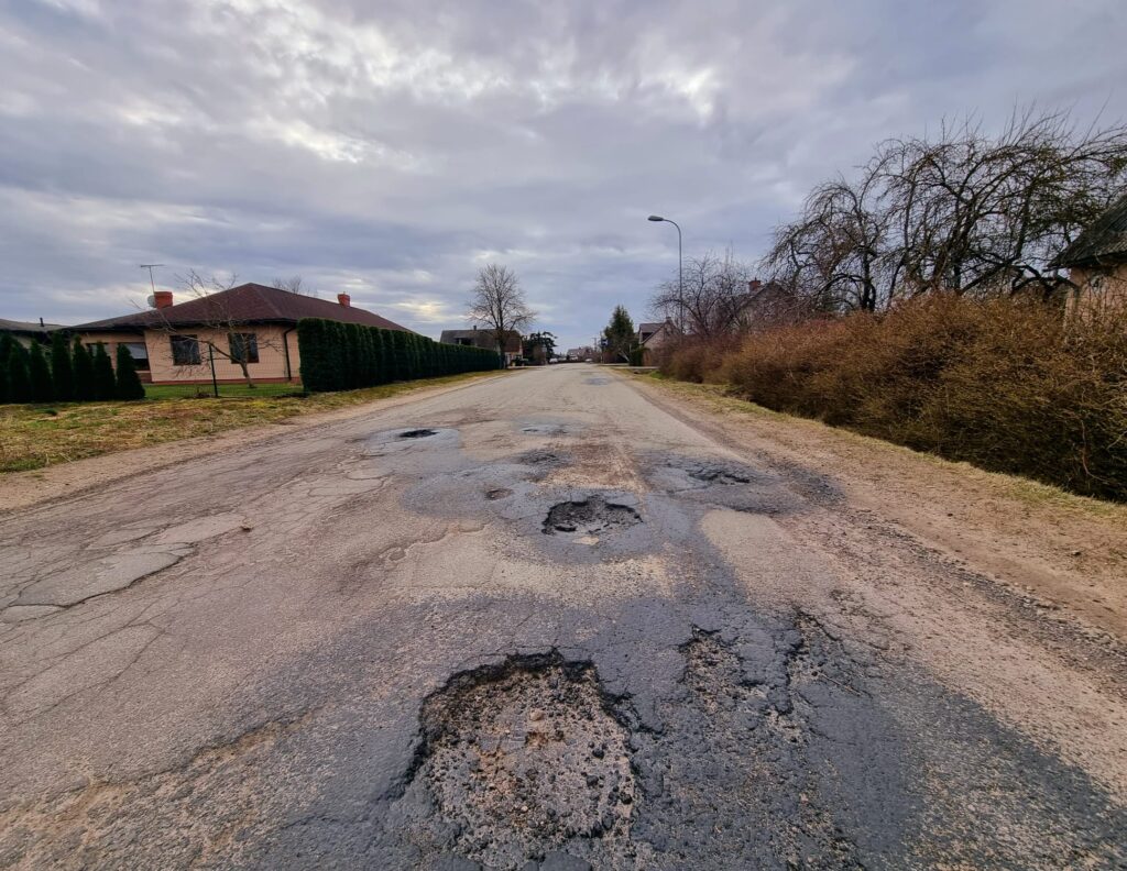 Autors: www.bauskasdzive.lv