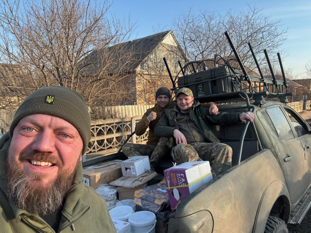 Autors: No "Ļūmaņu ģimenes fonda" albuma