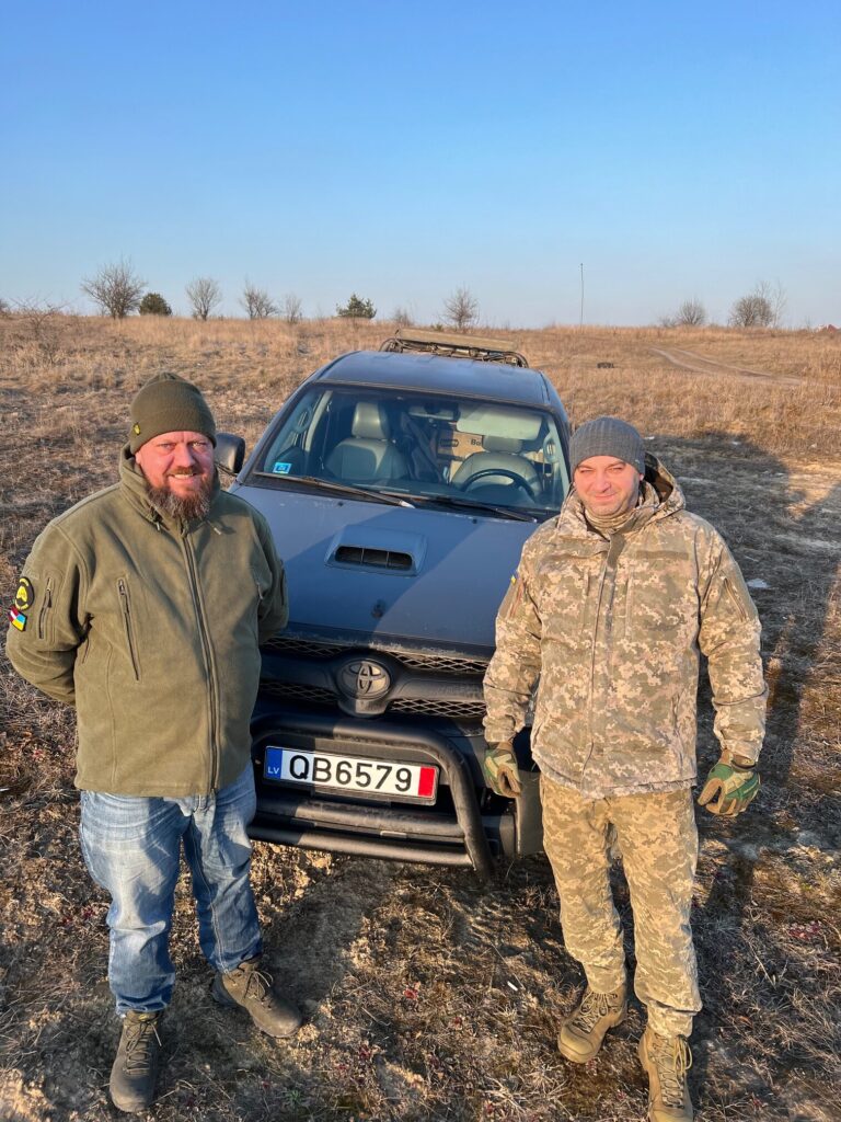 Autors: No "Ļūmaņu ģimenes fonda" albuma