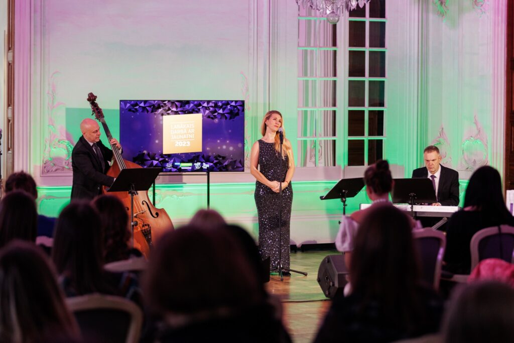 Autors: Izglītības un zinātnes ministrija