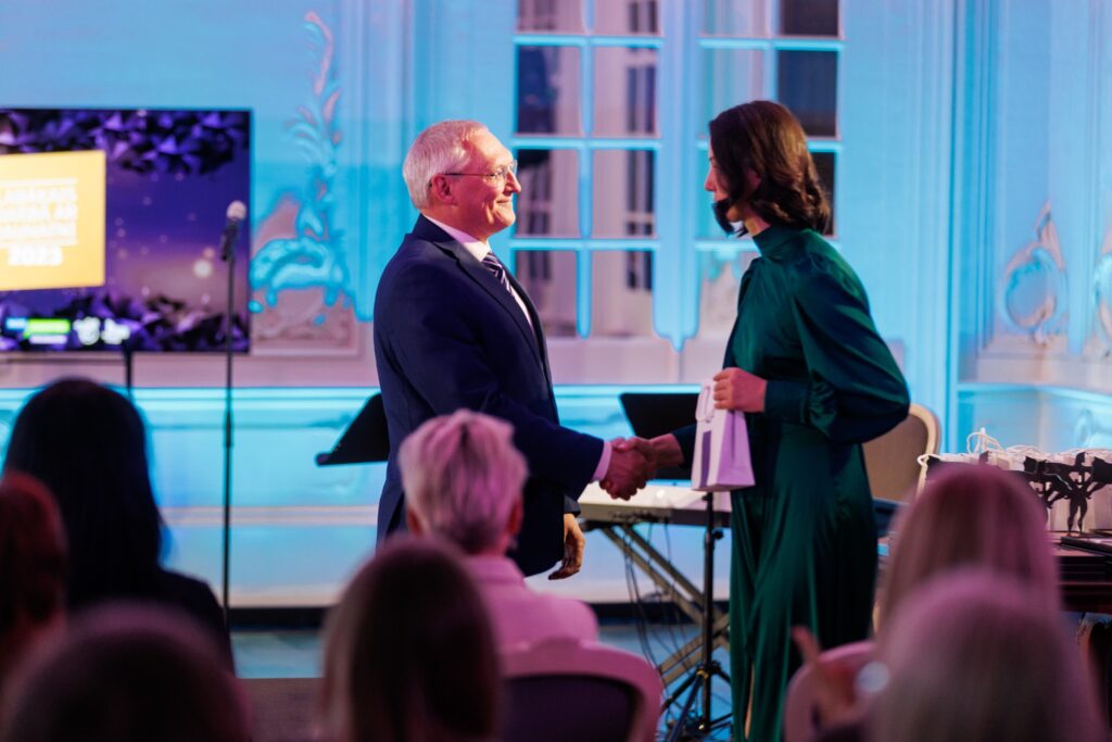 Autors: Izglītības un zinātnes ministrija