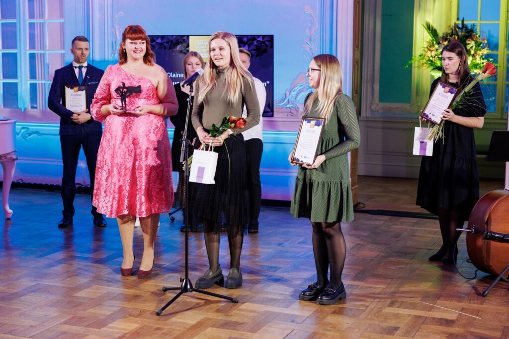 Autors: Izglītības un zinātnes ministrija