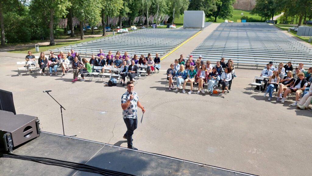 Aluksniesiem.lv raksta attēla aizvietotājs