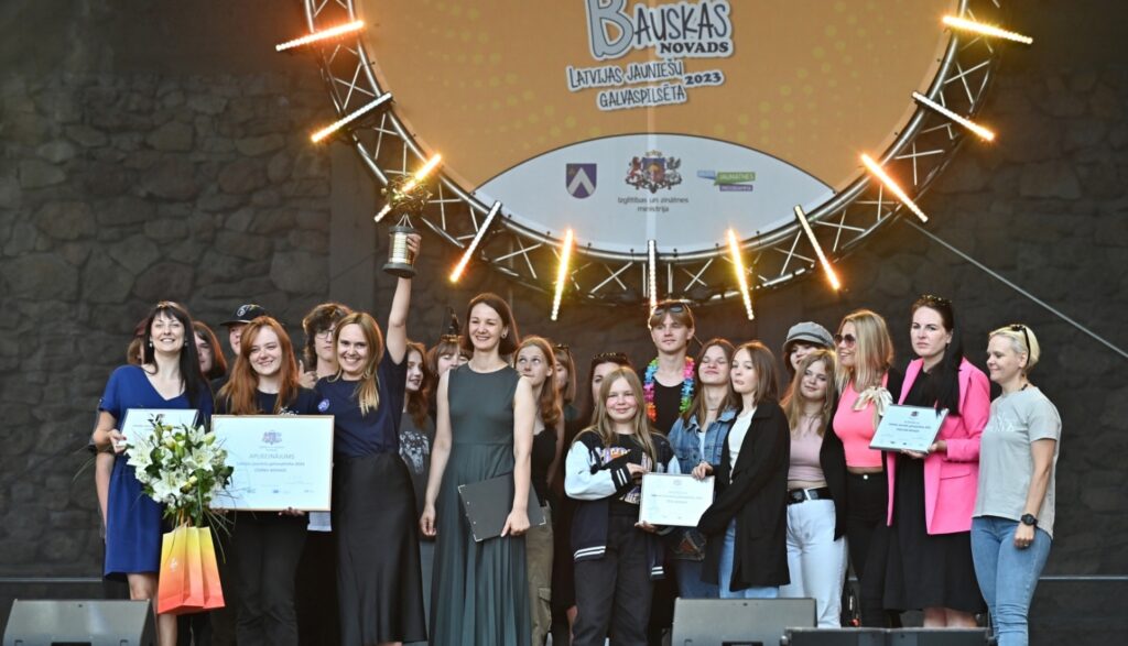 Aluksniesiem.lv raksta attēla aizvietotājs