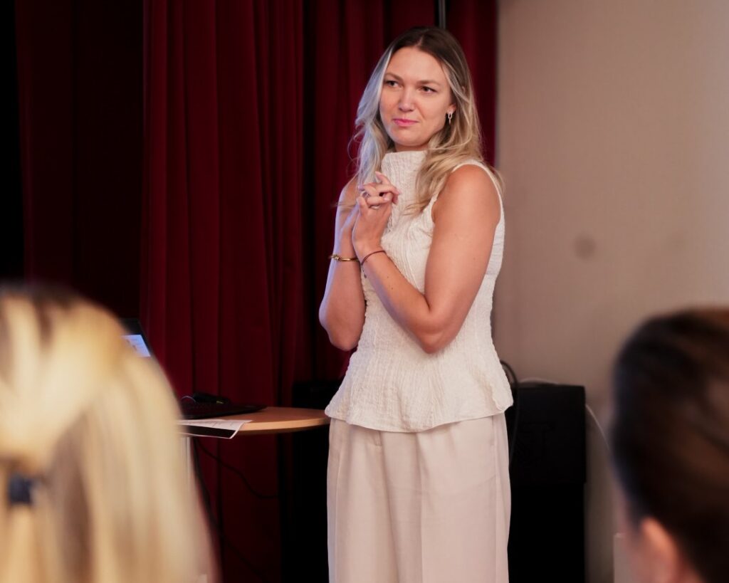 Autors: Angelika Židele