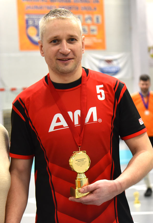 Turnīra rezultatīvākais spēlētājs – Juris Kopilovs. 