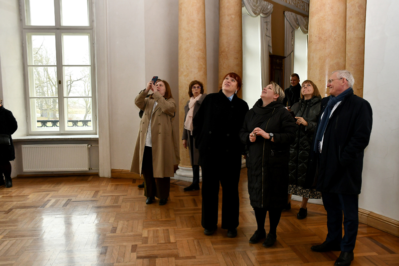 Aluksniesiem.lv raksta attēla aizvietotājs