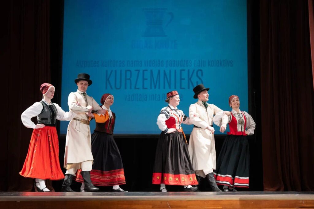 Autors: Raimonds Knopkens