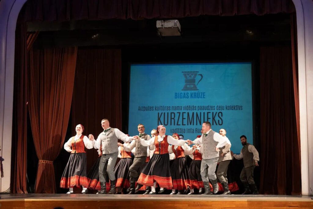 Autors: Raimonds Knopkens