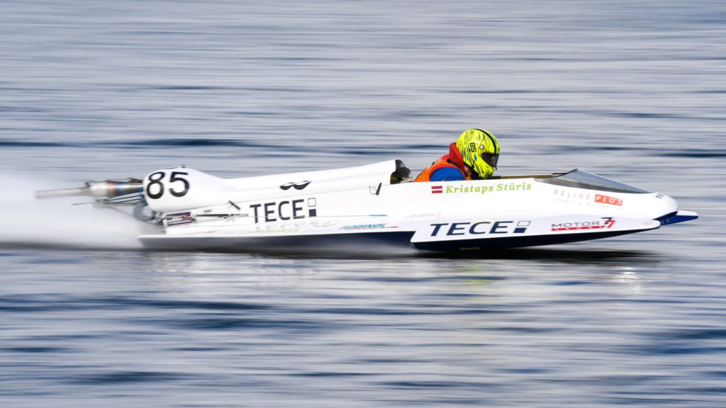 Autors: Laura Lakovica