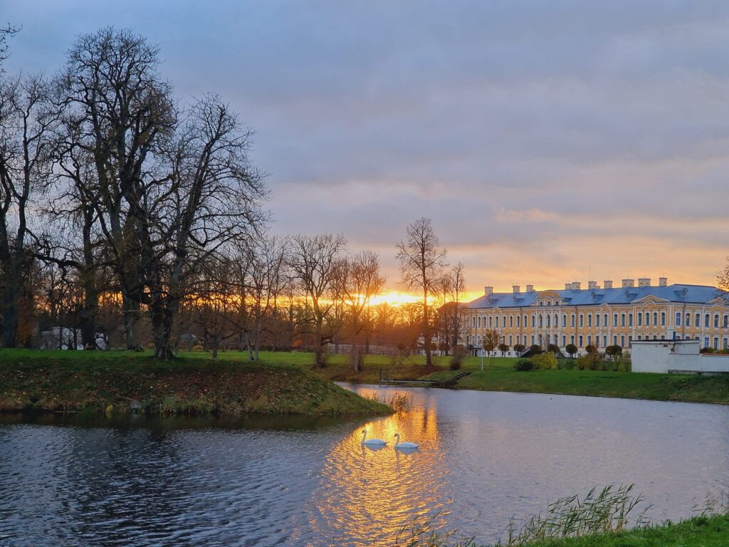 Aluksniesiem.lv raksta attēla aizvietotājs