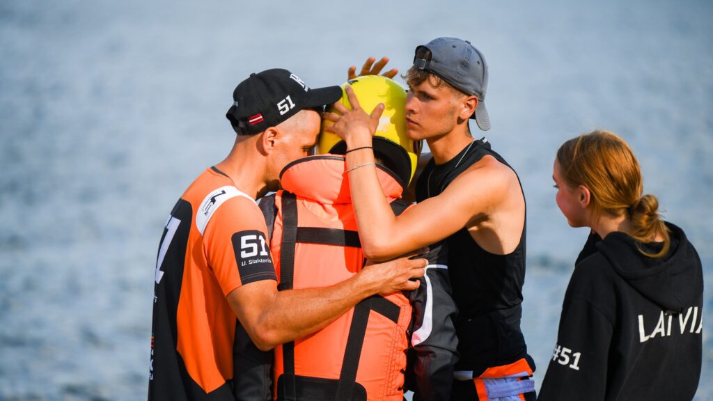 Autors: Laura Lakovica