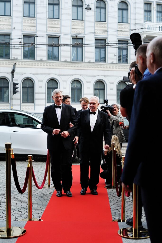 Autors: Nacionālā teātra albuma