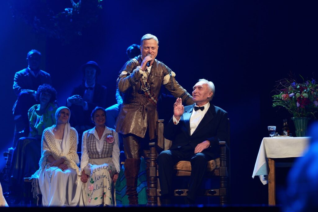 Autors: Nacionālā teātra albuma