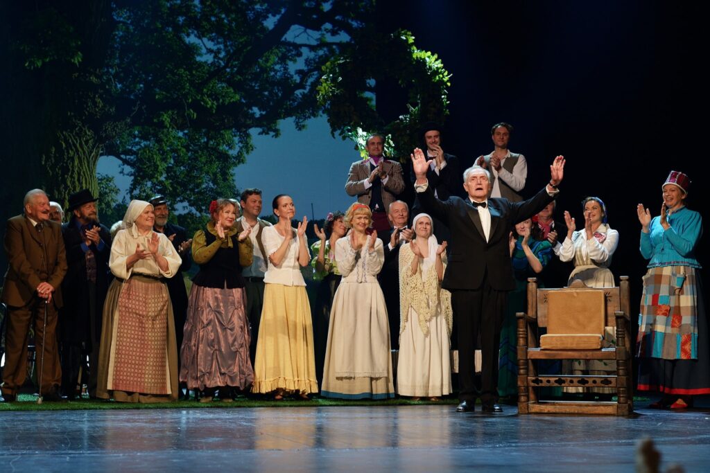 Autors: Nacionālā teātra albuma