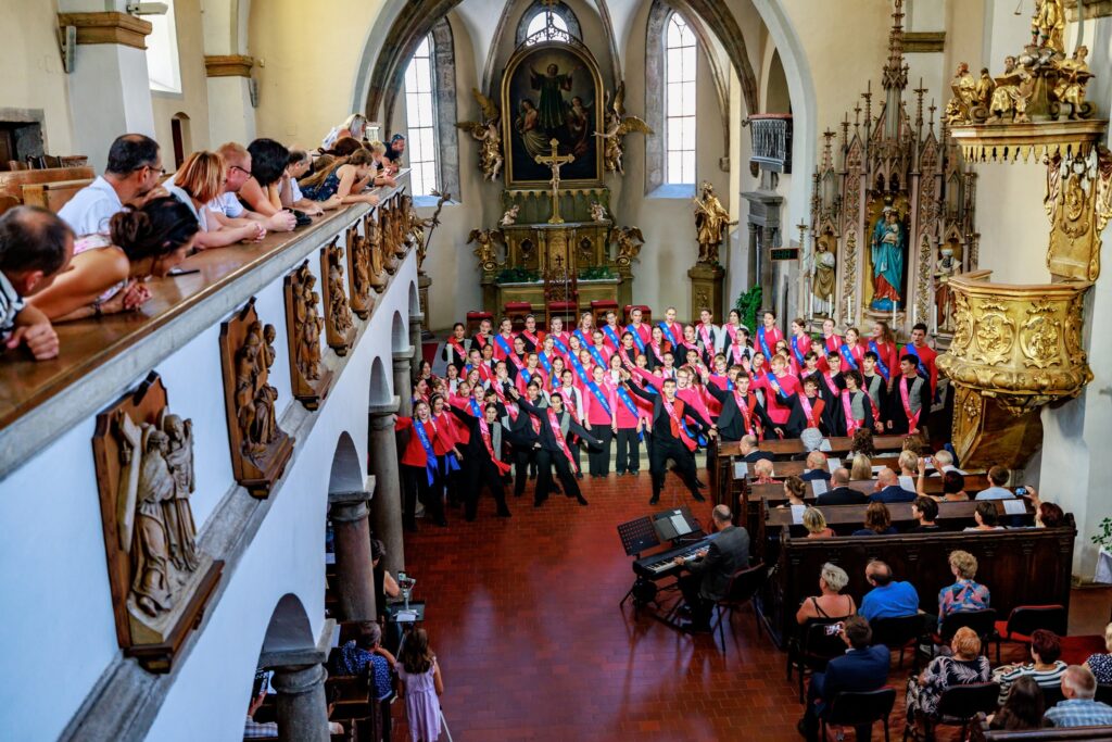 Autors: Martin Hurdálek, Nāhodas pašvaldība