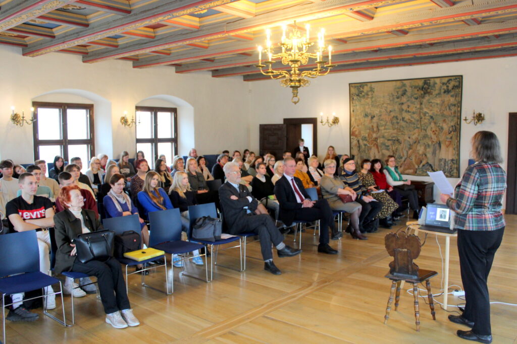 Autors: Raitis Ābelnieks