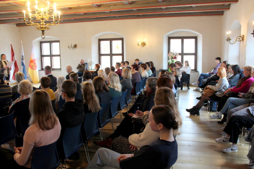 Autors: Raitis Ābelnieks