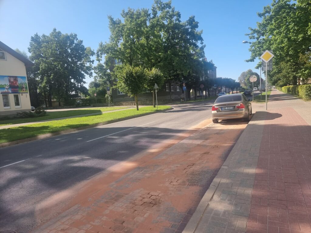 Autors: www.bauskasdzive.lv