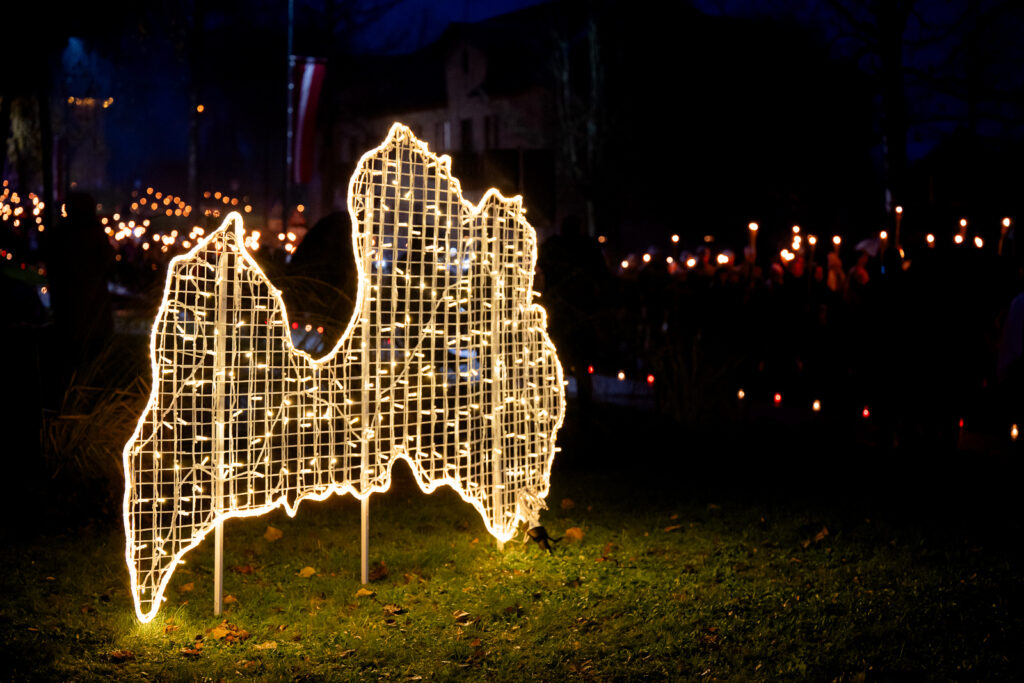 Valsts svētku noformējums Saldū.
Autors: saldus.lv