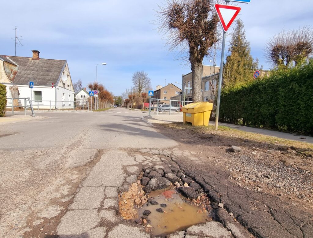 Autors: www.bauskasdzive.lv