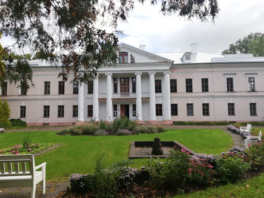 Aluksniesiem.lv raksta attēla aizvietotājs