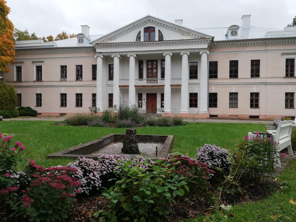 Aluksniesiem.lv raksta attēla aizvietotājs