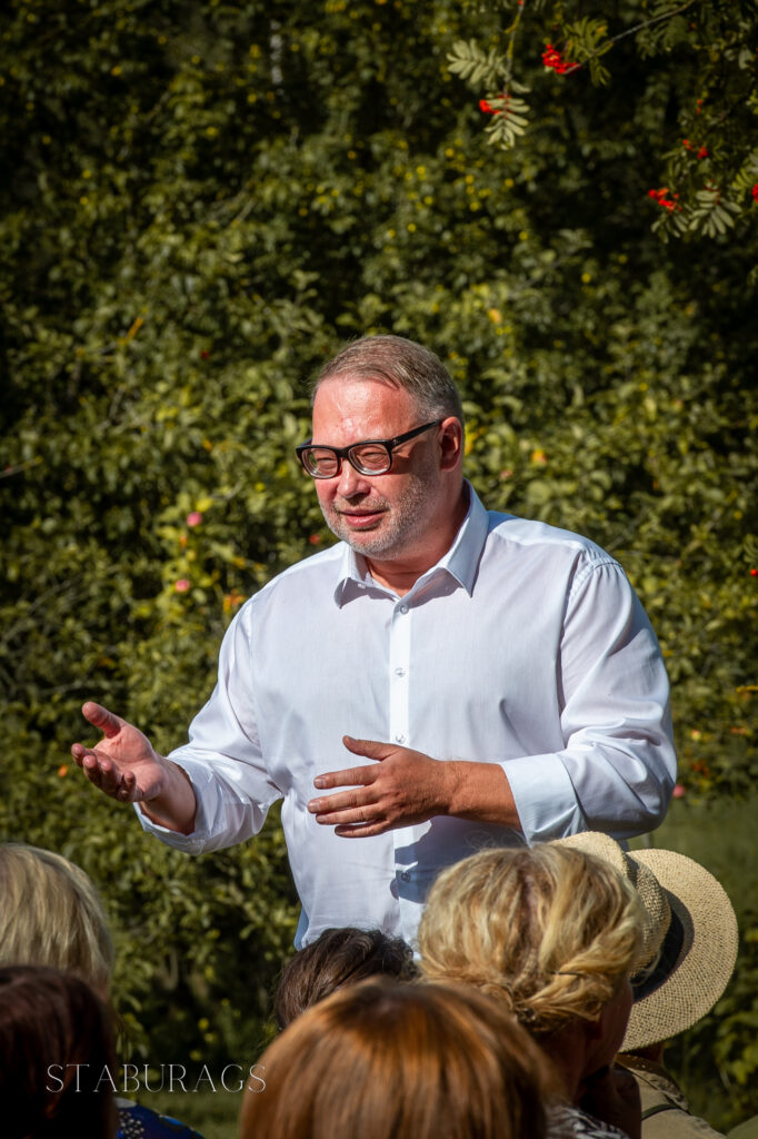 Autors: Imants Kaziļuns, laikraksts «Staburags»