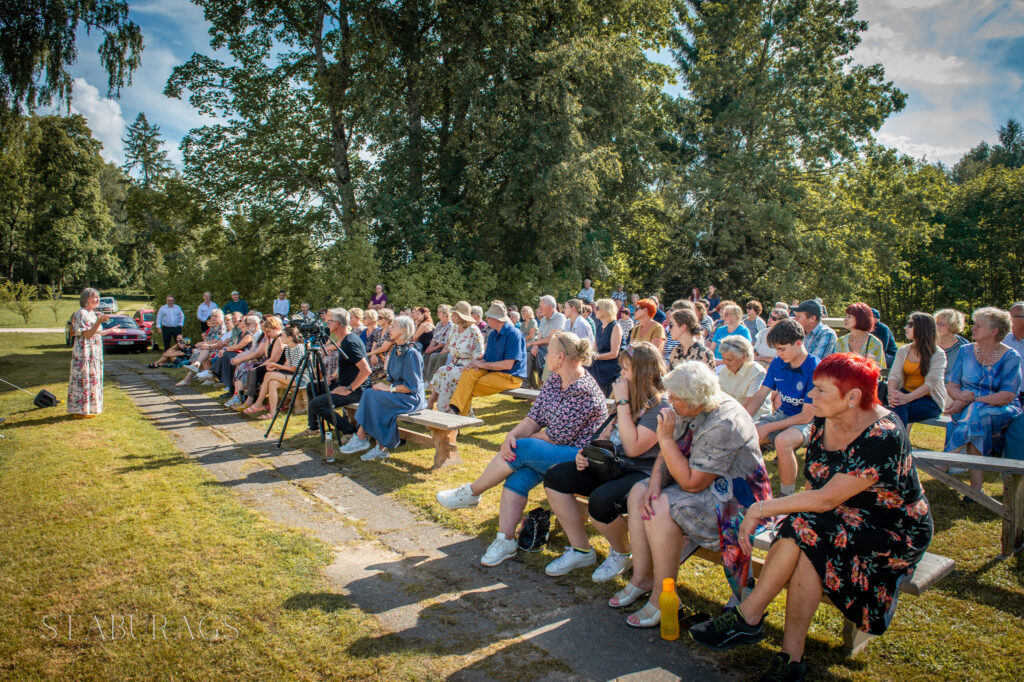 Autors: Imants Kaziļuns, laikraksts «Staburags»