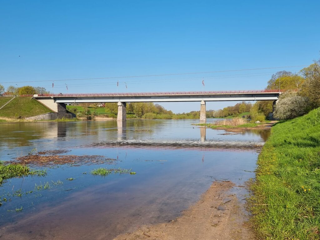 Autors: www.bauskasdzive.lv