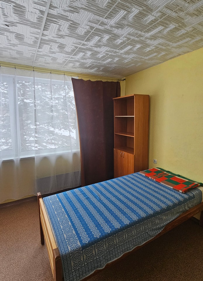 Autors: No skolas albuma