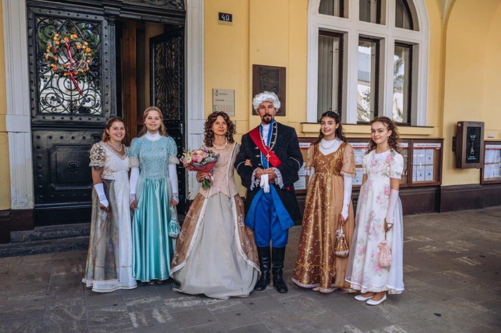 Autors: Tomáš Menec, Nāhodas pašvaldība