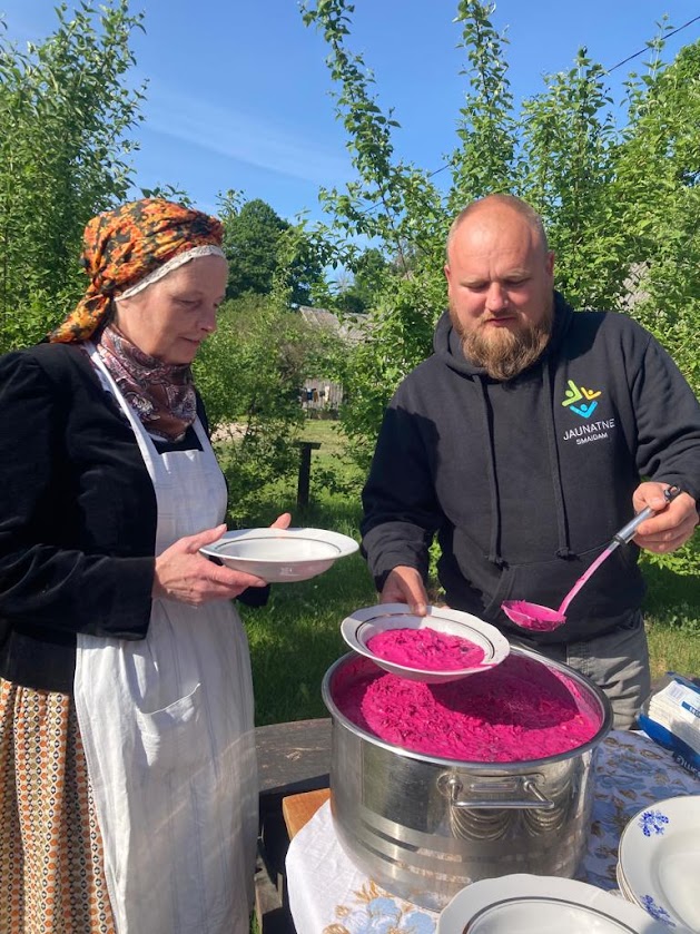 Autors: biedrība "Jumala"