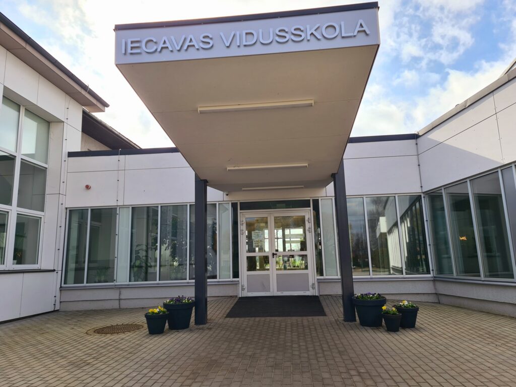 Aluksniesiem.lv raksta attēla aizvietotājs