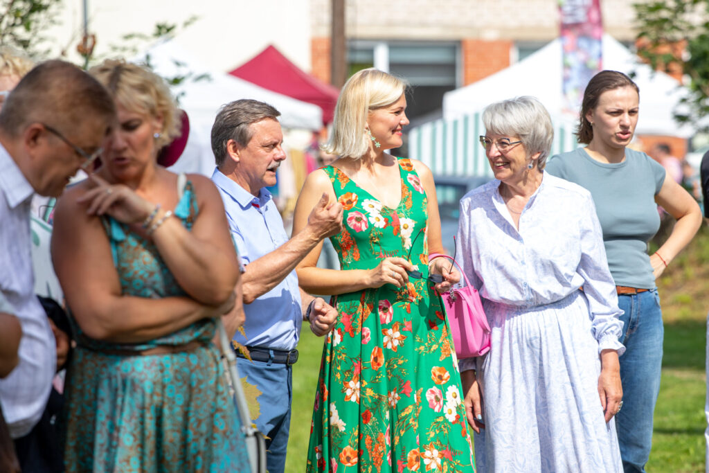 Autors: www.bauskasdzive.lv